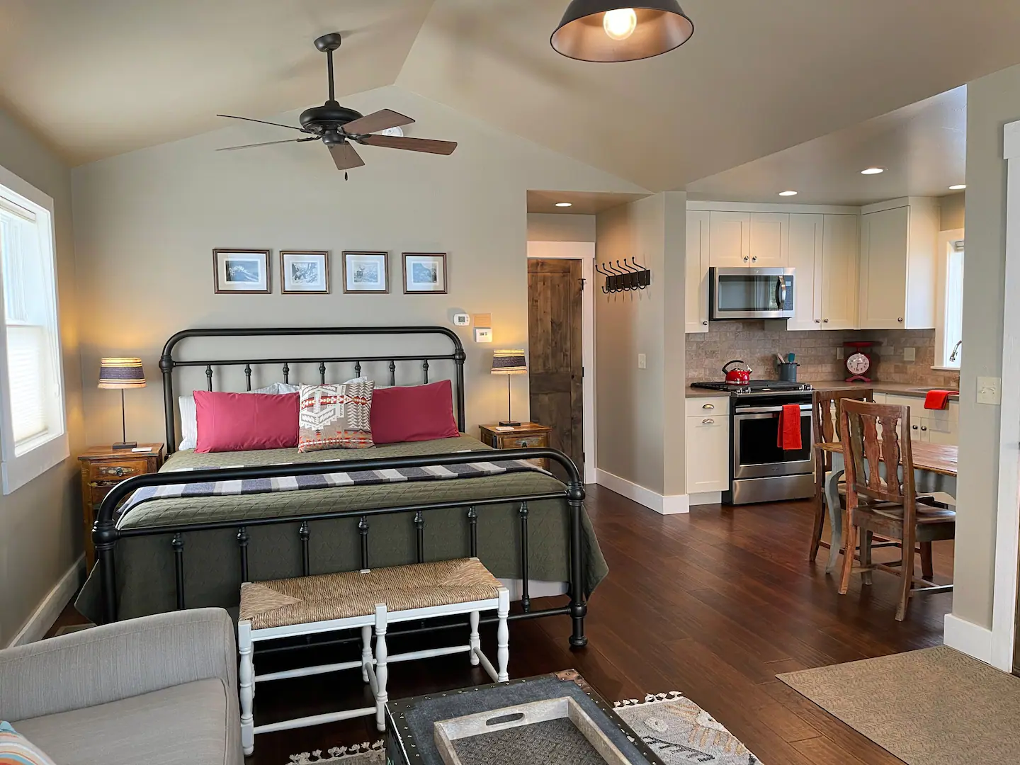 Take a rest while watching a TV and have easy access to kitchen.