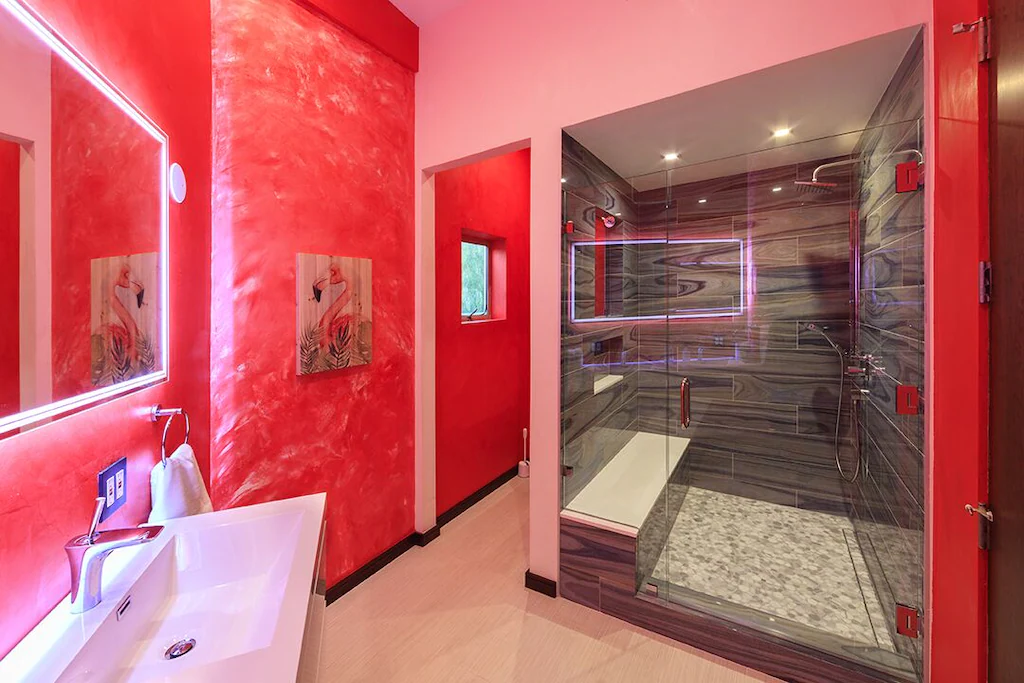Suite 2 bathroom