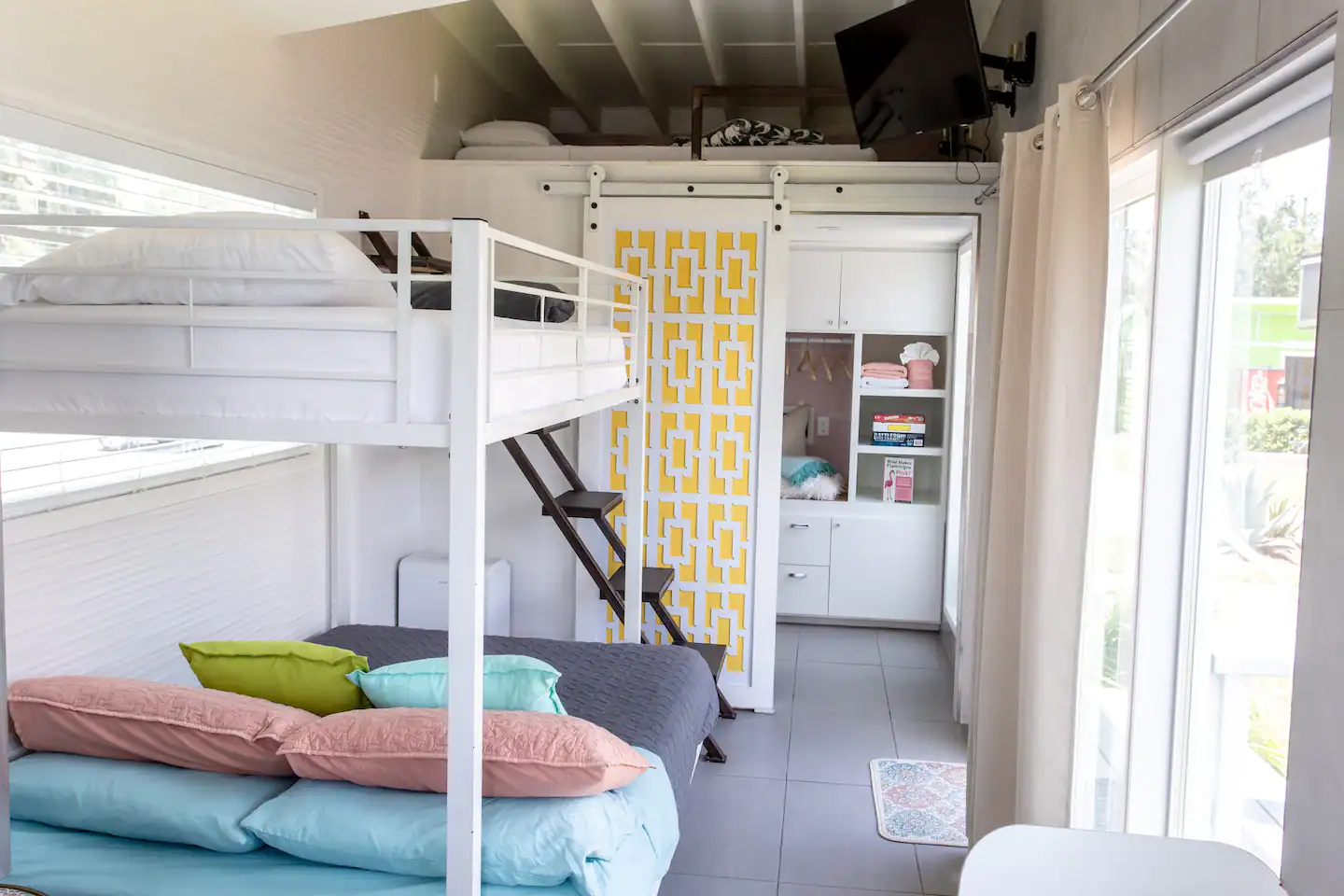 The Bermuda comfortably accommodates the whole family with two bedrooms on the main floor and a loft.