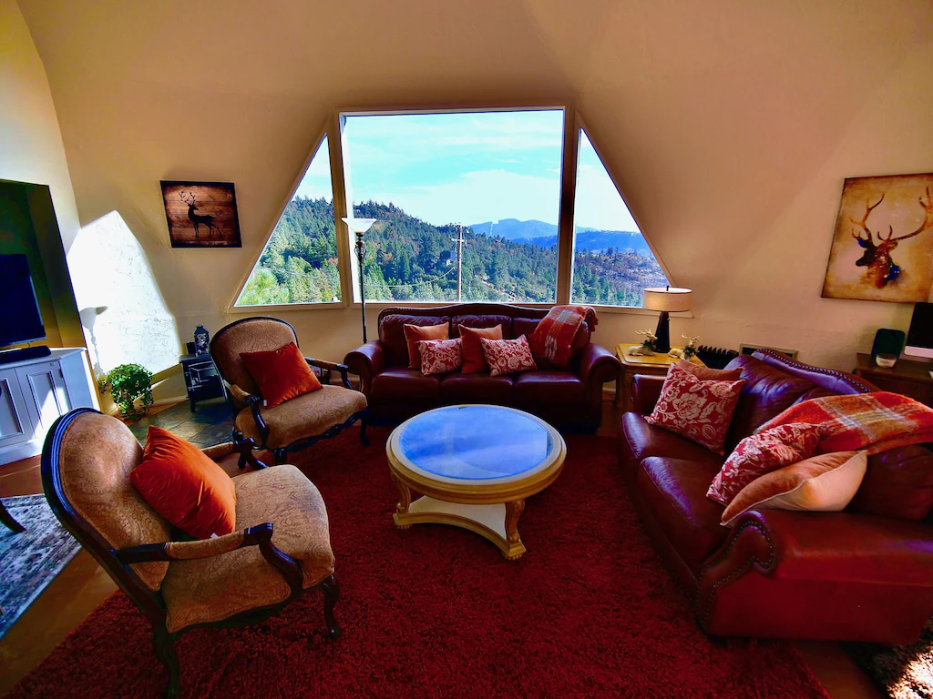 The dome boasts soaring ceilings and massive windows. Enjoy the breathtaking views while sipping your favorite bottle of wine.