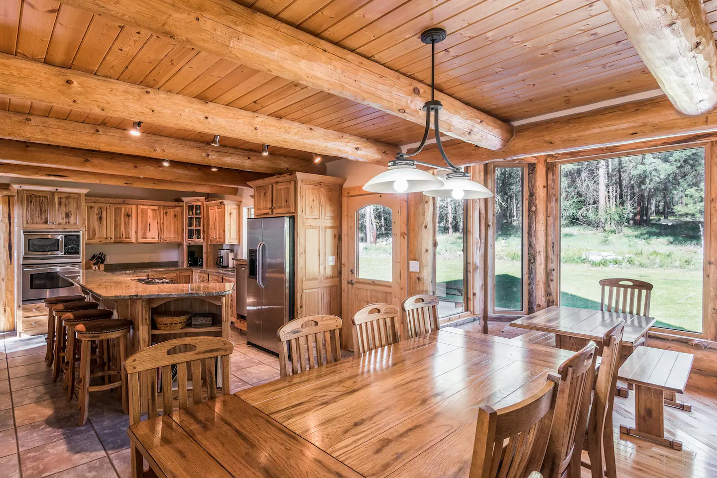 Dining area with a lovely breakfast vestibule.
