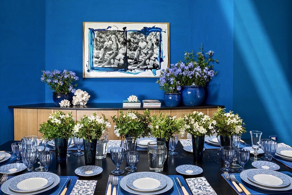 A spacious and inviting dining room