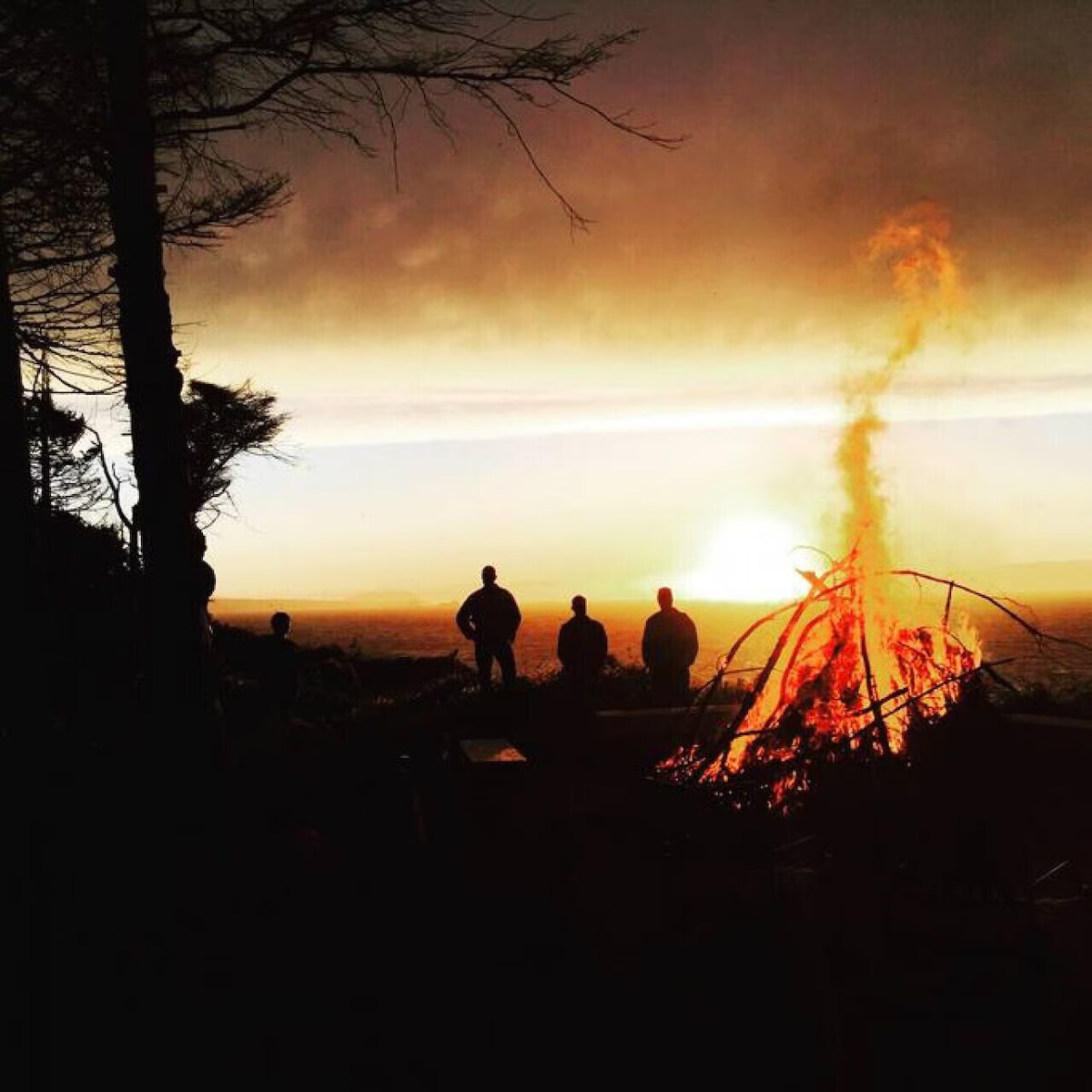 Fire pit at the bluff