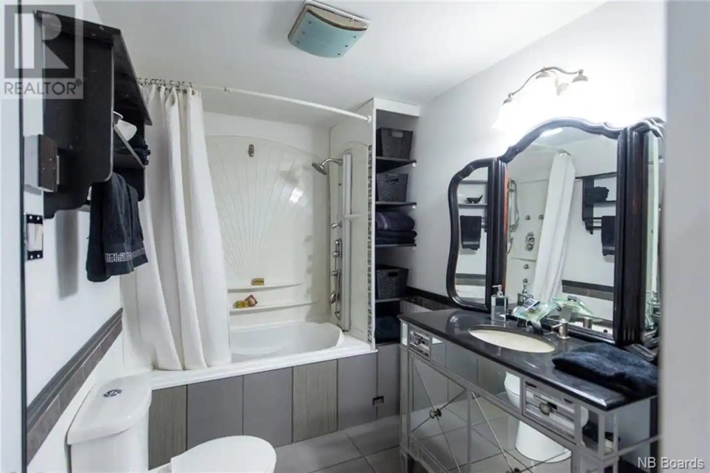 Master/downstairs bath