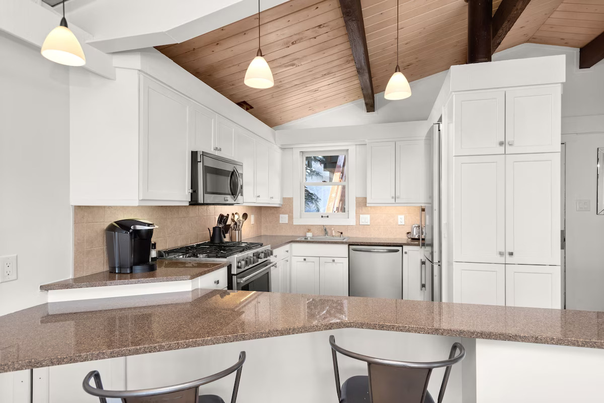 Fully equipped private kitchen