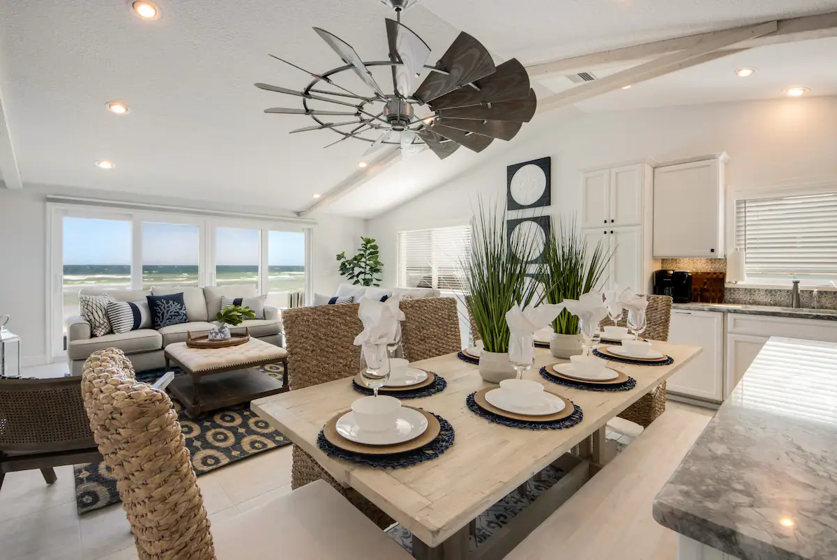 Open floor plan kitchen