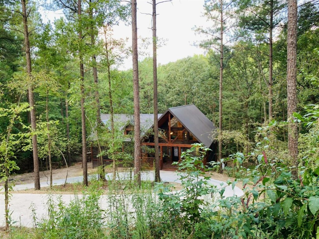 Best Airbnb deck with hot tub in Oklahoma
Couples Cabin on the Creek
Location: Broken Bow, Oklahoma