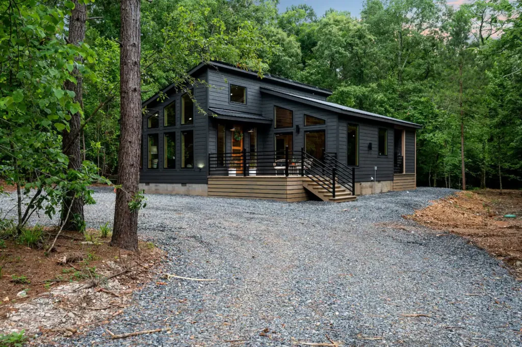Oklahoma Airbnb with hot tub getaway for two
Enchanted Forest
Location: Broken Bow, Oklahoma