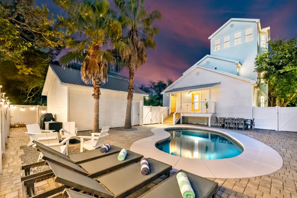 Best Airbnbs Destin
Kokomo Kove
Location: Destin, Florida