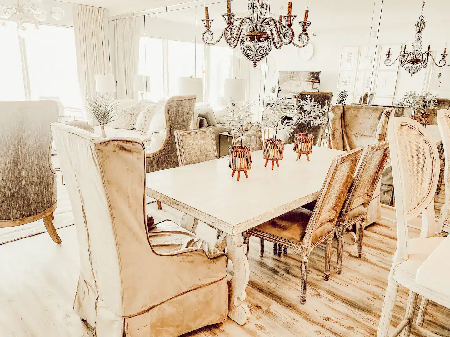 Enjoy sitting with your friends and/or family for a meal or use this space as a work area.